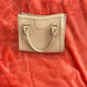 Elegant Tan Handbag
